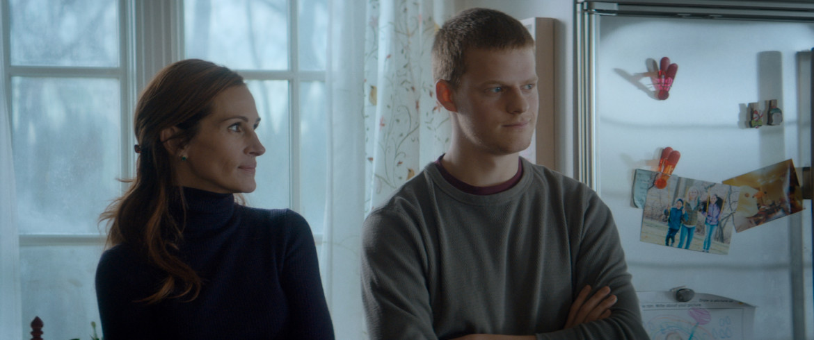 ben_is_back_rec709_100nit_r2_still_01